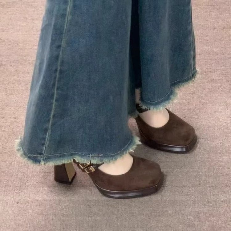 Vintage Thick High Women Mary  - огляд і ціна Vintage Fashion Dresses