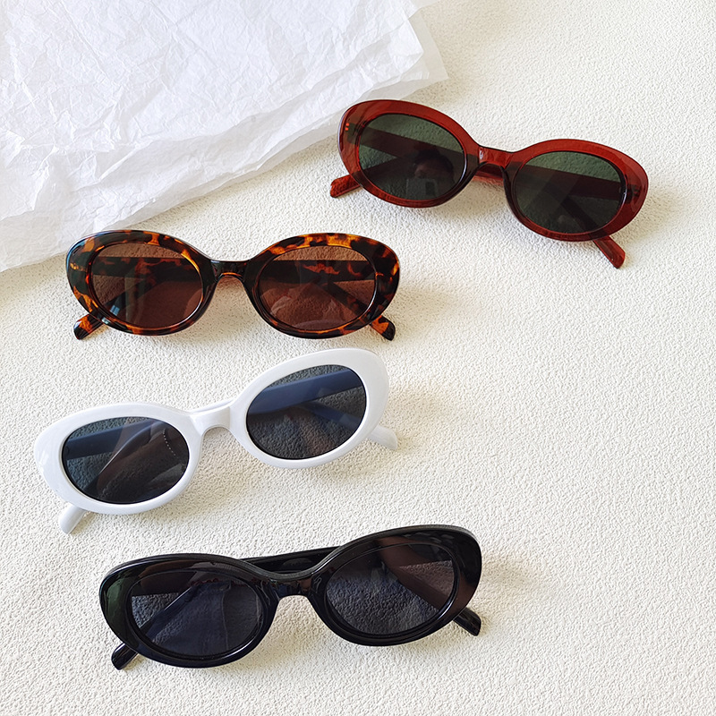Vintage Small Oval Sunglasses  - огляд і ціна Vintage Fashion Glasses