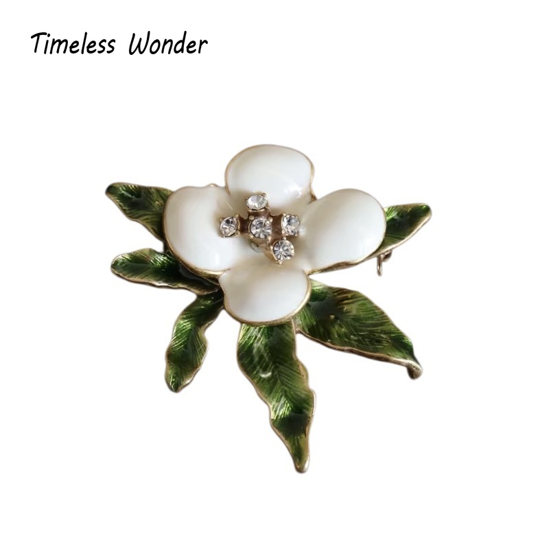 Timeless Wonder Retro Enamel Z - огляд і ціна Vintage Fashion Runway