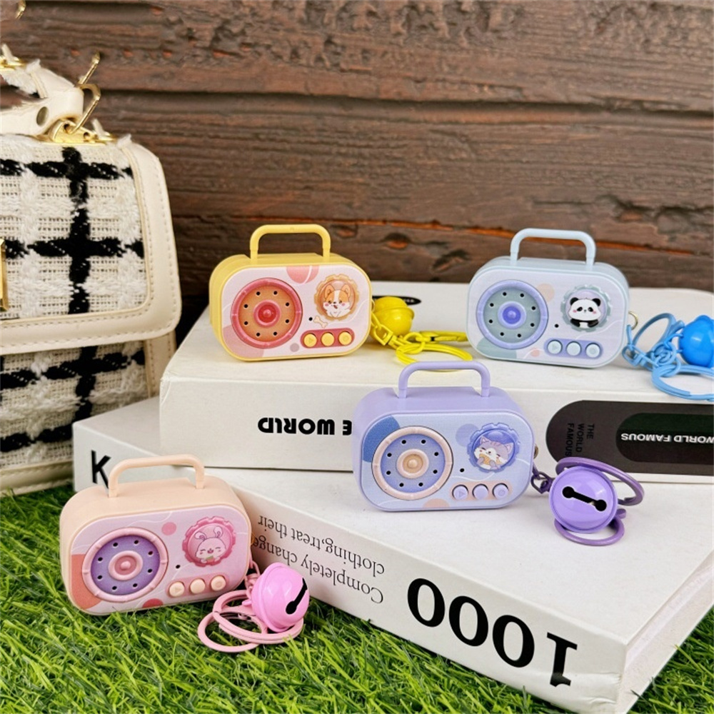 Mini Vintage Recorder Keychain - огляд і ціна Vintage Fashion Toys