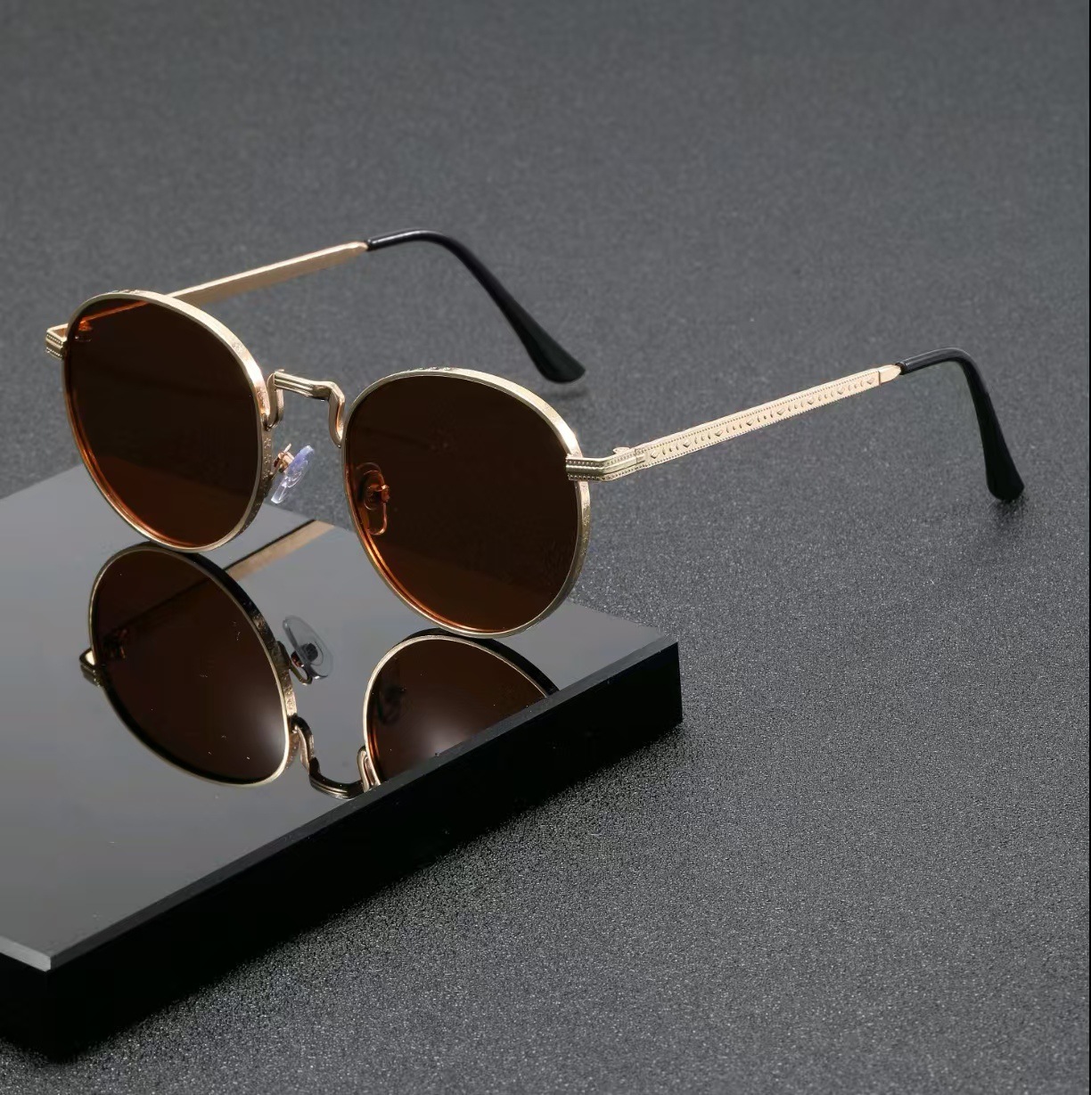 Fashion Classic Round Sunglass - огляд і ціна Vintage Fashion Glasses