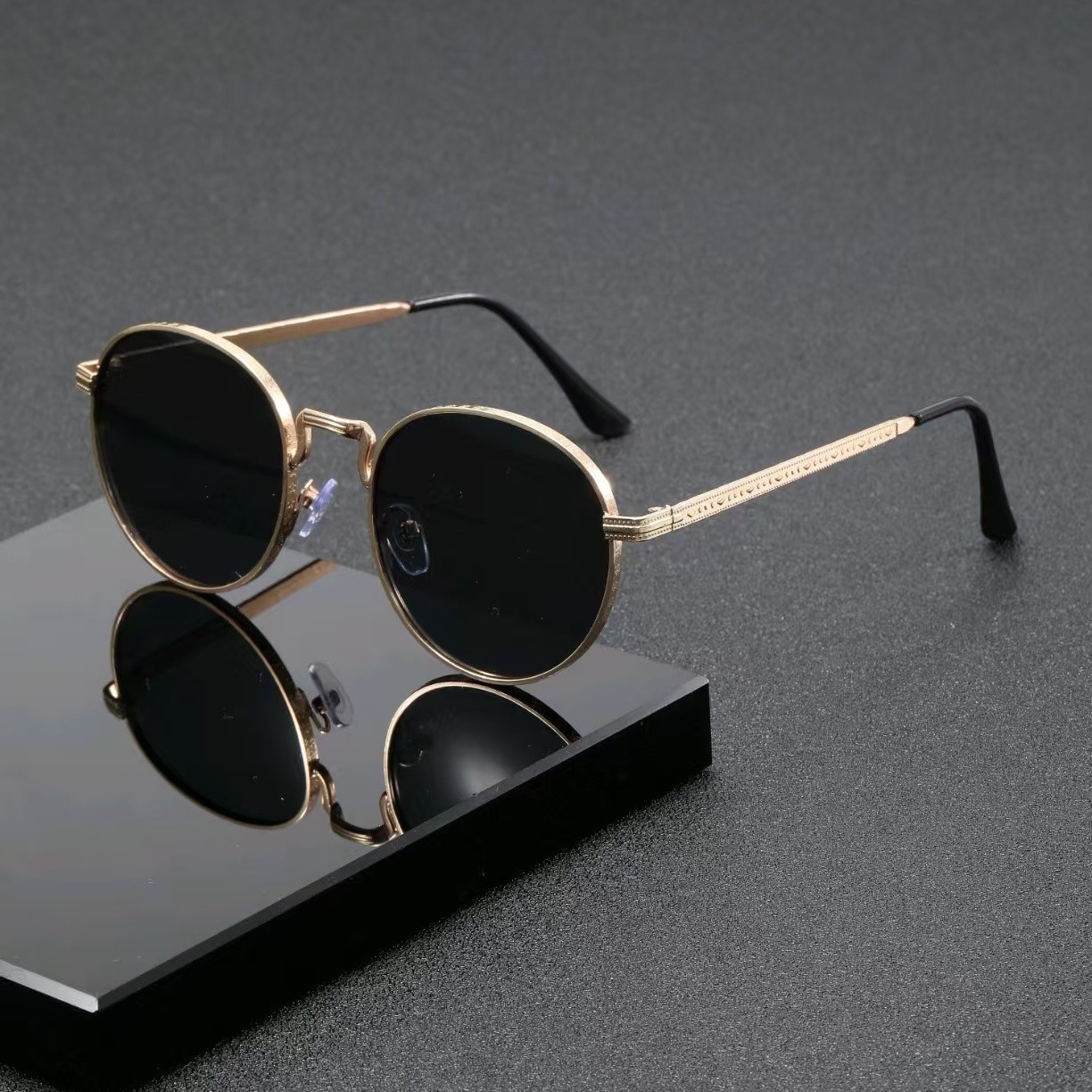 Fashion Classic Round Sunglass - огляд і ціна Vintage Fashion Glasses